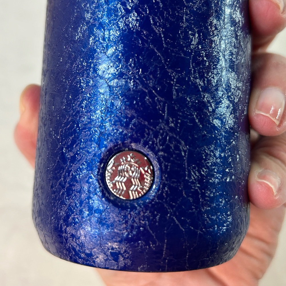 Starbucks 2020 Frost Blue Ice Crystal Stainless Steel 16oz Tumbler with Lid - Picture 2 of 9